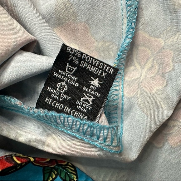 Dixxon Stay Gold Party Shirt Medium women’s Hawaiian blue red floral button up - Picture 12 of 12